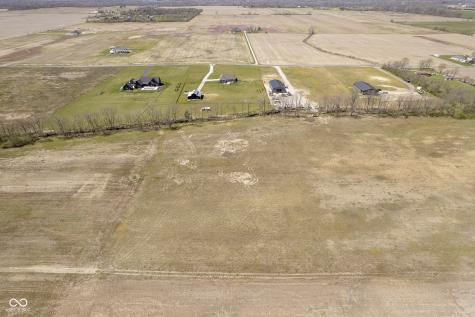 5679 S 675 W New Palestine IN 46163