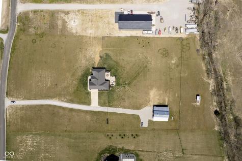 5679 S 675 W New Palestine IN 46163