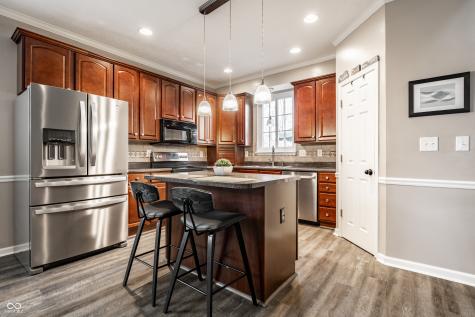 1442 Labrot Court Avon IN 46123
