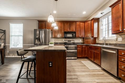 1442 Labrot Court Avon IN 46123