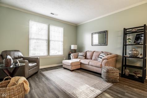 1442 Labrot Court Avon IN 46123