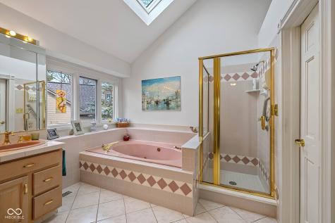 8438 Catamaran Drive Indianapolis IN 46236