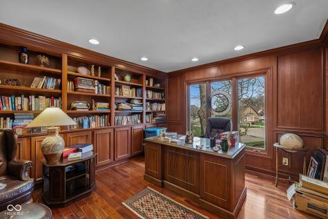 8438 Catamaran Drive Indianapolis IN 46236