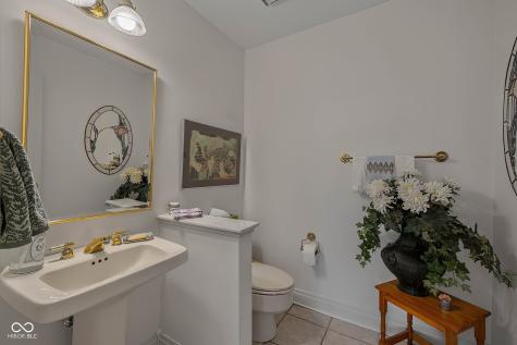 8438 Catamaran Drive Indianapolis IN 46236