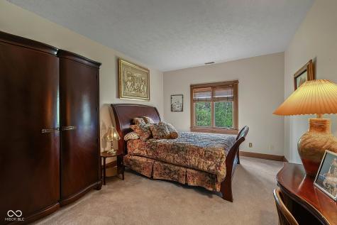 8438 Catamaran Drive Indianapolis IN 46236