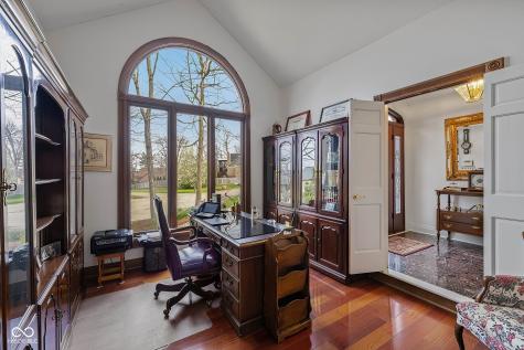 8438 Catamaran Drive Indianapolis IN 46236