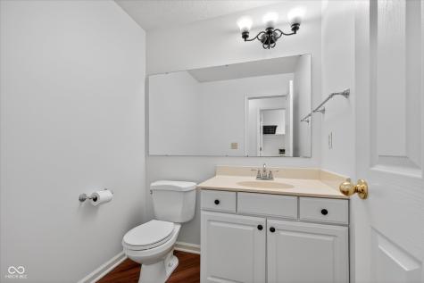 211 Wyndotte Drive Carmel IN 46032