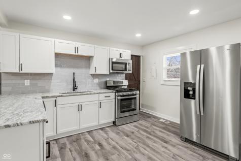 8337 Aspen Court Indianapolis IN 46226