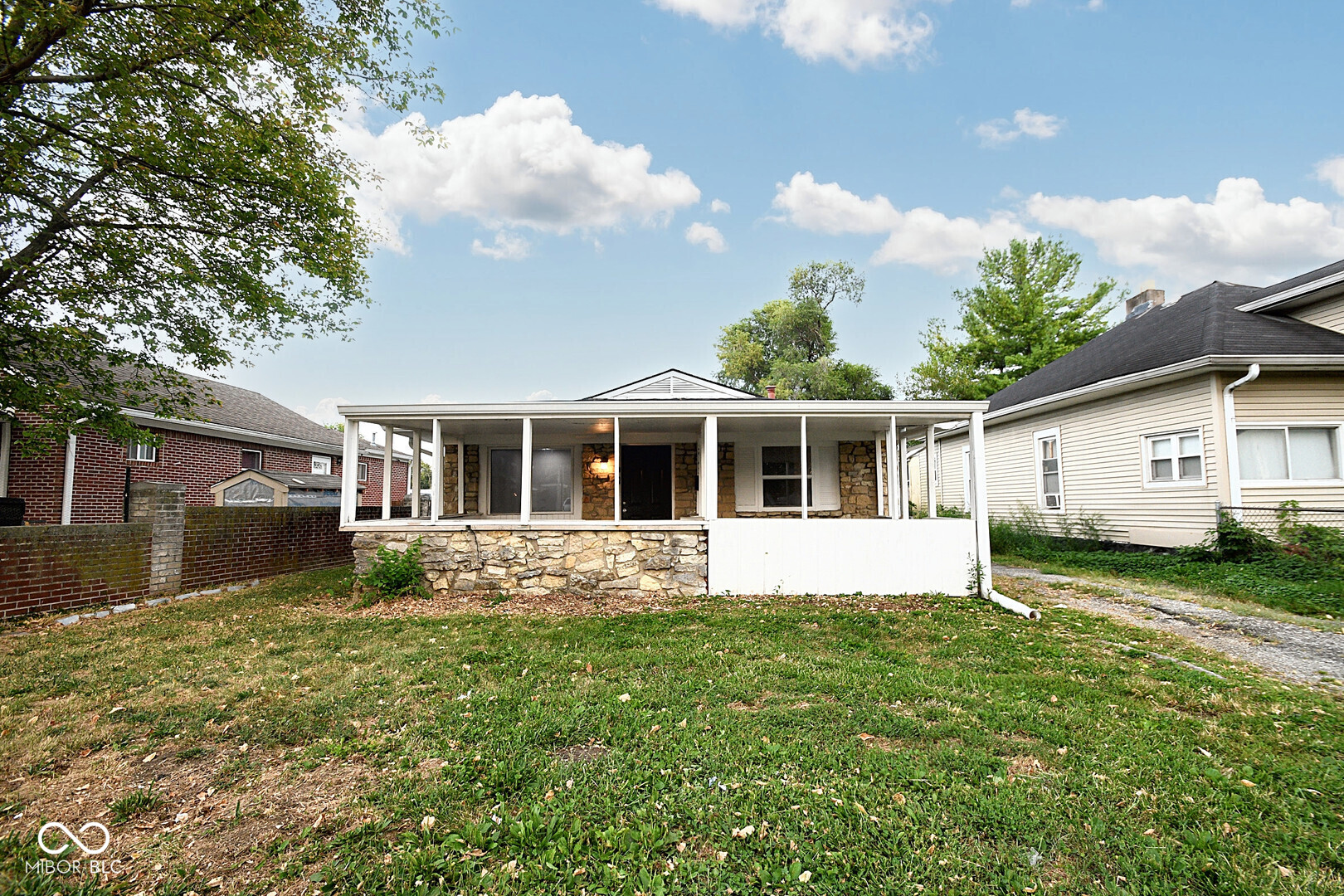 2943 Hillside Avenue Indianapolis IN 46218