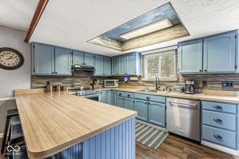 807 Oak Court Greenfield IN 46140