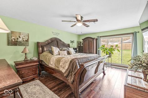 807 Oak Court Greenfield IN 46140