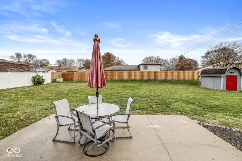 807 Oak Court Greenfield IN 46140