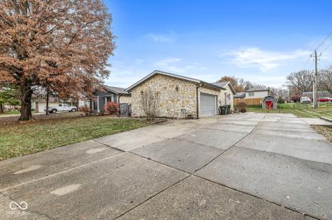 807 Oak Court Greenfield IN 46140