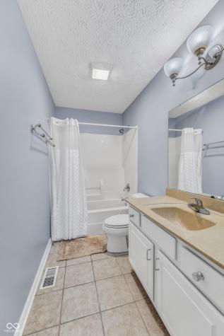 11223 Fonthill Drive Indianapolis IN 46236