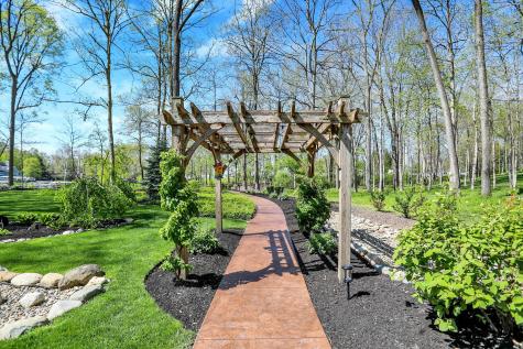 12325 Bayside Court Indianapolis IN 46256