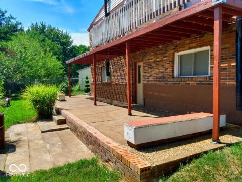 9425 Pepperidge Drive Indianapolis IN 46235
