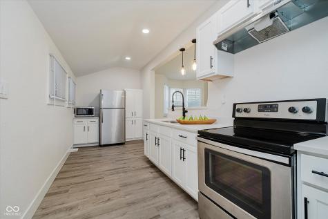 1038 W 33rd Street Indianapolis IN 46208