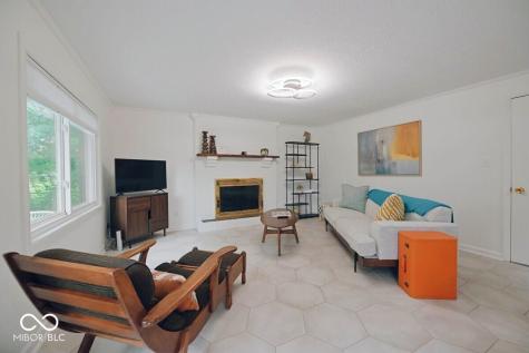 13165 Allisonville Road Fishers IN 46038