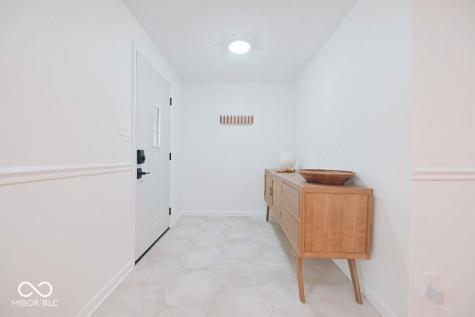 13165 Allisonville Road Fishers IN 46038