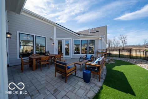 7086 Yosemite Drive Zionsville IN 46077