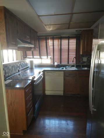 1937 Bridgton Court Indianapolis IN 46219