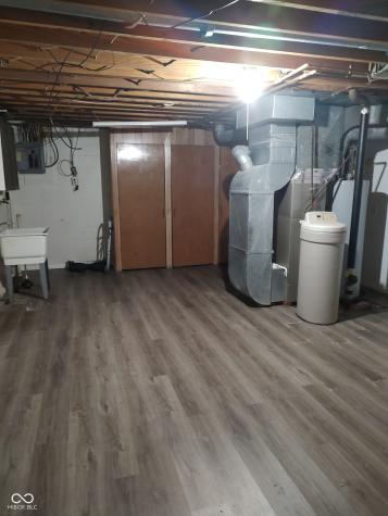 1937 Bridgton Court Indianapolis IN 46219