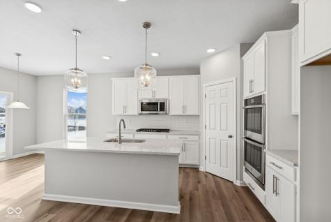 5015 Carmine Street Brownsburg IN 46112