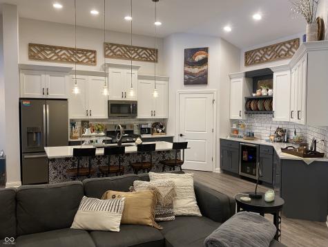 2808 Stones Bay Drive Greenwood IN 46143
