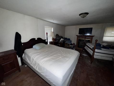 2192 E 300 N Crawfordsville IN 47933