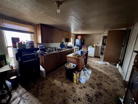 2192 E 300 N Crawfordsville IN 47933