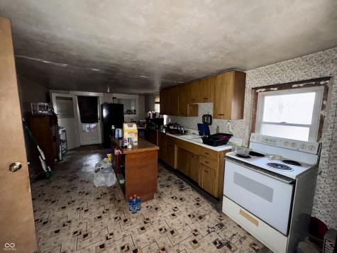 2192 E 300 N Crawfordsville IN 47933