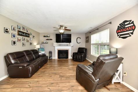 7760 Corsican Circle Avon IN 46123