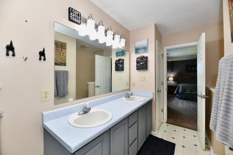 7760 Corsican Circle Avon IN 46123