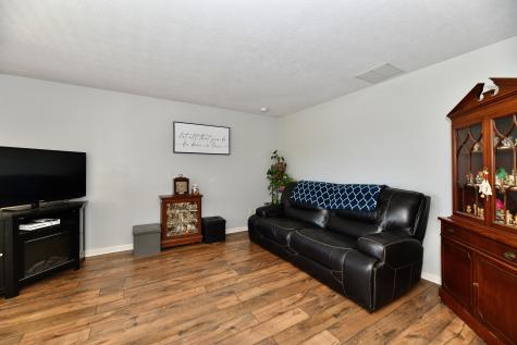 7760 Corsican Circle Avon IN 46123