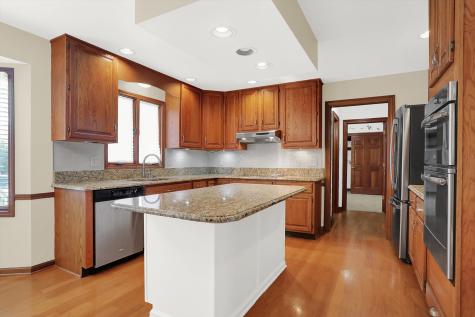 806 Arrowwood Drive Carmel IN 46033