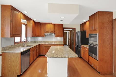 806 Arrowwood Drive Carmel IN 46033