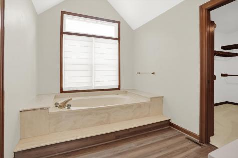 806 Arrowwood Drive Carmel IN 46033