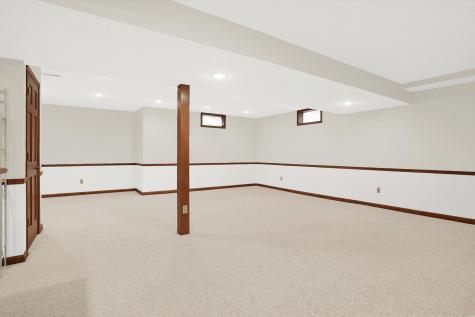 806 Arrowwood Drive Carmel IN 46033