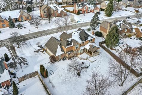 806 Arrowwood Drive Carmel IN 46033