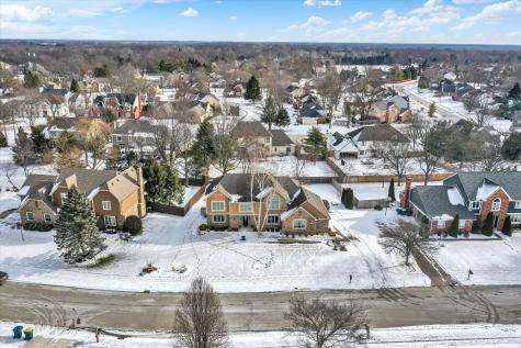 806 Arrowwood Drive Carmel IN 46033