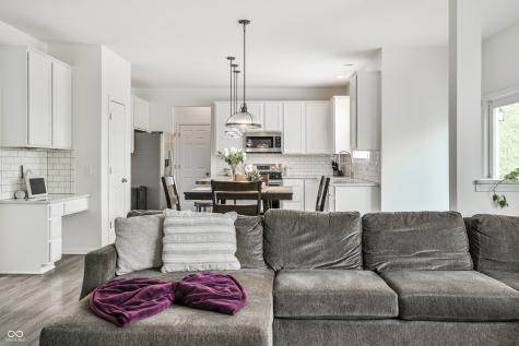 8145 Walden Glen Court Indianapolis IN 46278
