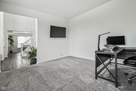 8145 Walden Glen Court Indianapolis IN 46278