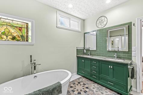 11244 Blackwalnut Point Indianapolis IN 46236