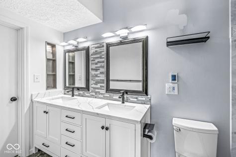 11244 Blackwalnut Point Indianapolis IN 46236