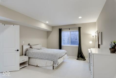 11875 Edgefield Drive Fishers IN 46037