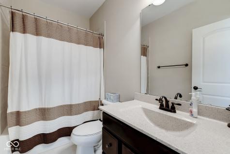 11875 Edgefield Drive Fishers IN 46037