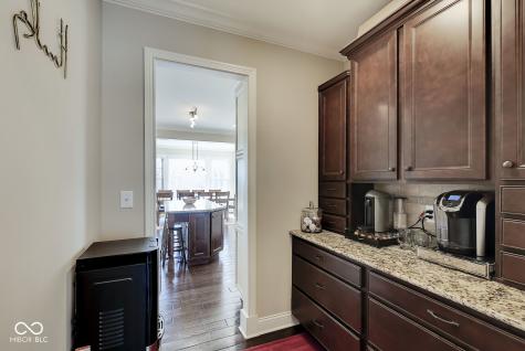 11875 Edgefield Drive Fishers IN 46037