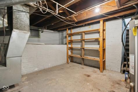 620 Hutchins Avenue Columbus IN 47201