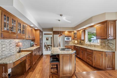 10716 Compass Court Indianapolis IN 46256