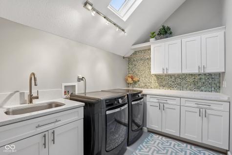 10716 Compass Court Indianapolis IN 46256